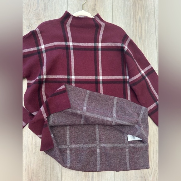 Max studio. Women's Burgundy Plaid Sweater - Picture 10 of 10